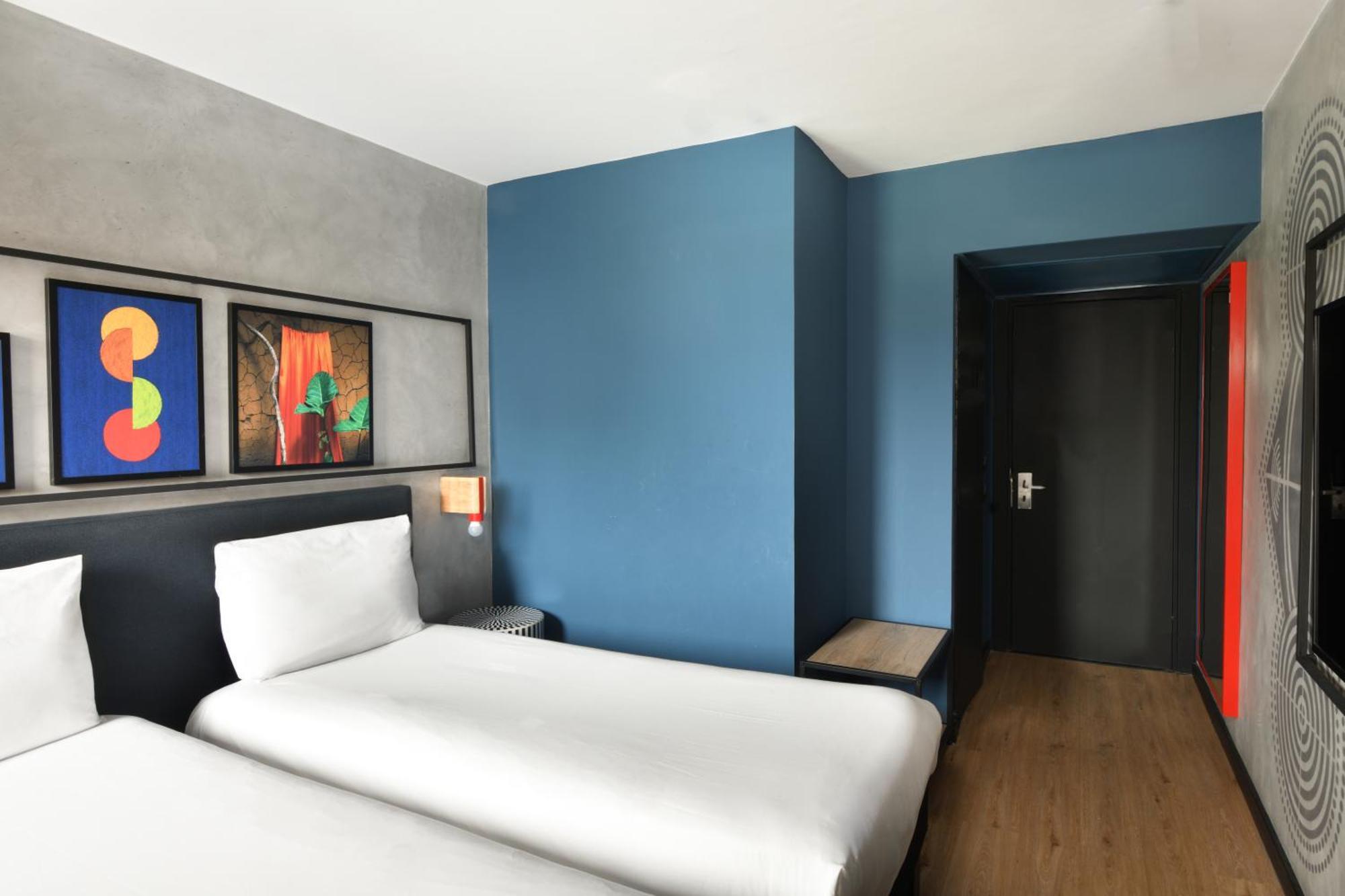 Hotel Ibis Styles Abidjan Plateau Exterior foto