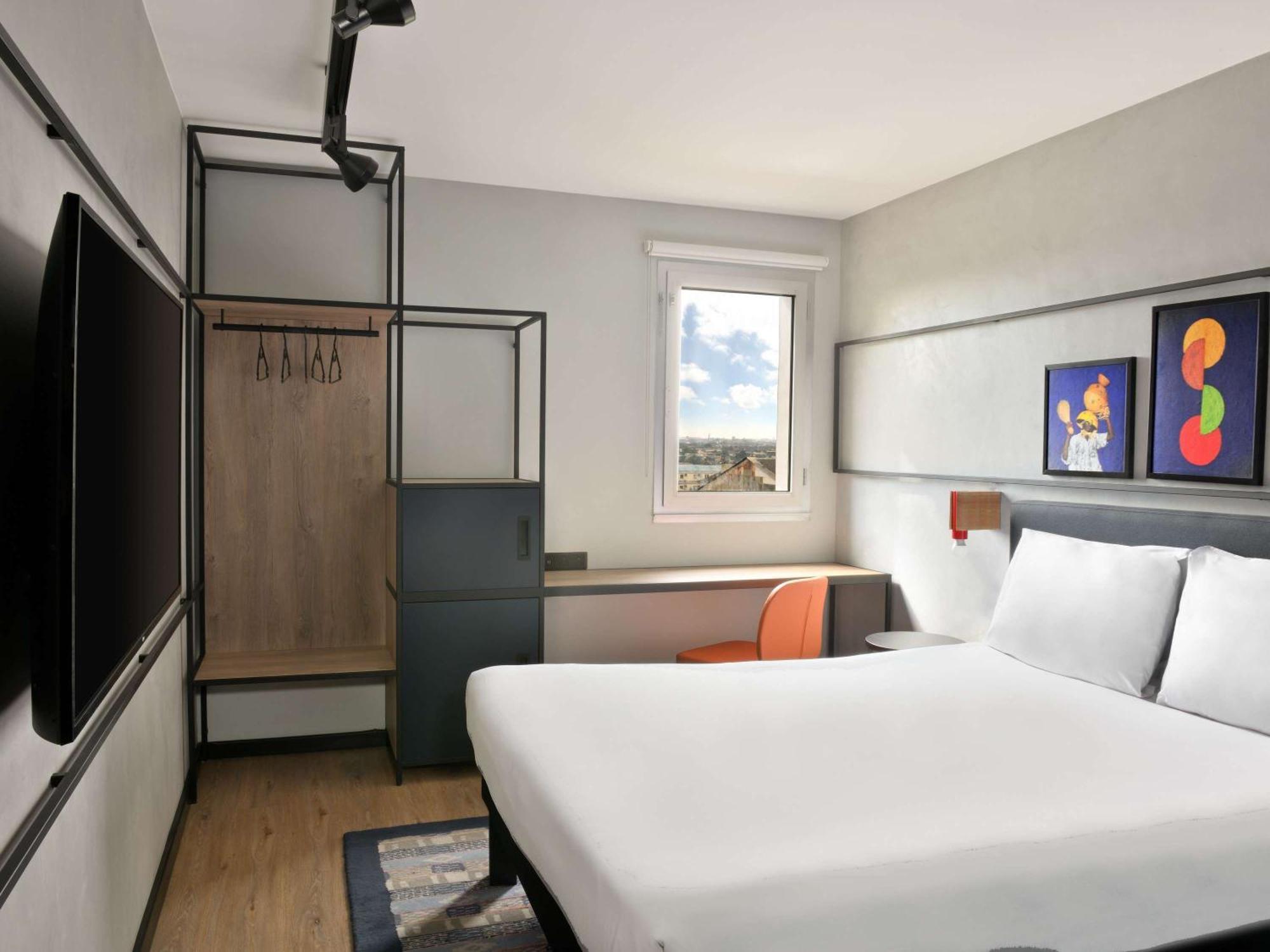 Hotel Ibis Styles Abidjan Plateau Exterior foto